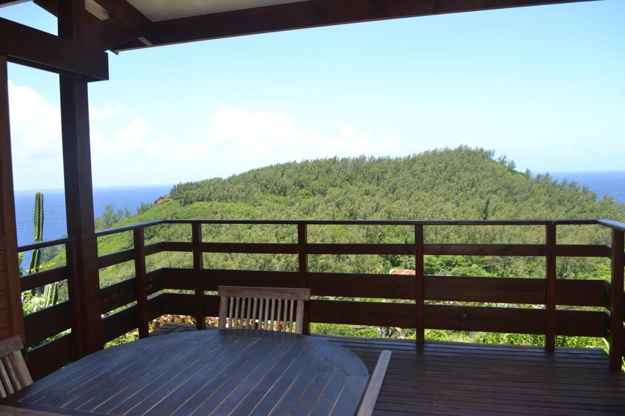 Villa Atypique Le Chat Perche De Grand Anse Petite Île Buitenkant foto