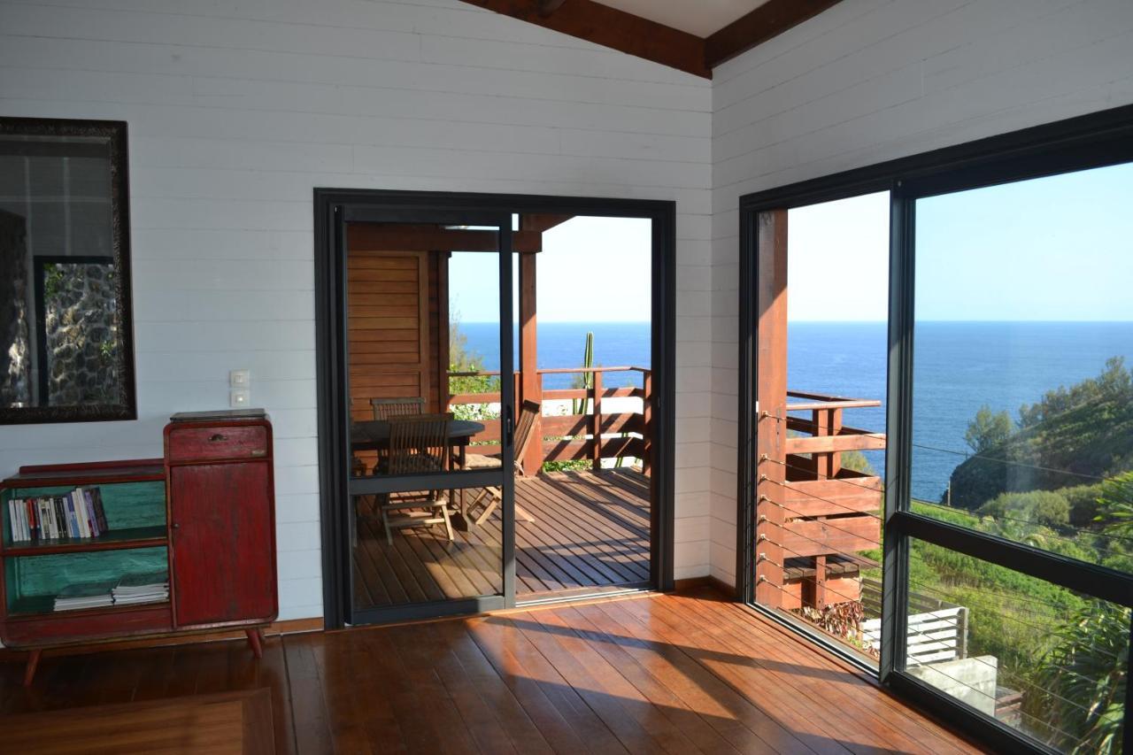 Villa Atypique Le Chat Perche De Grand Anse Petite Île Buitenkant foto